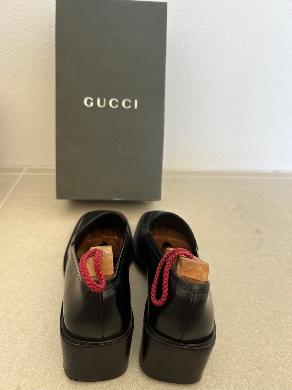 Gucci Vintage Black Women’s Loafers - Picture 3 of 7
